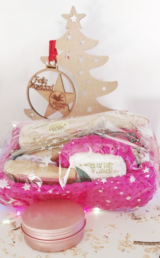 Cesta grande de Jabones Mami envuelta para regalo en celofán vegetal